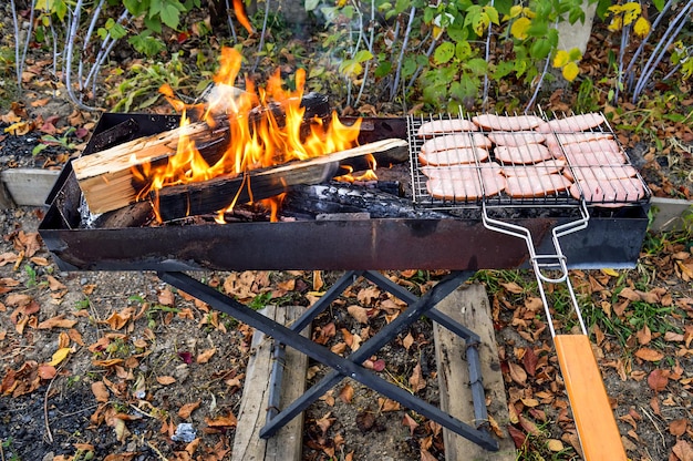 Jak zrobic palenisko pod grilla w przydomowym ogrodzie?