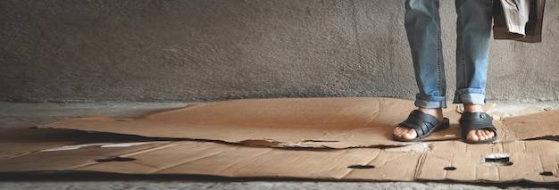 Czym pomalować podłogę z płyty OSB, by zachowała trwałość?