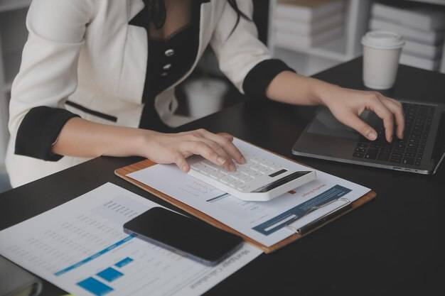 Jakie konto firmowe z księgowością wybrać dla swojej działalności?